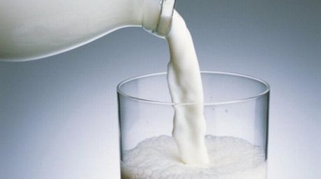 ¡Siguen subiendo los precios! Leche pasteurizada costará entre Bs 99,92 y Bs 676,96