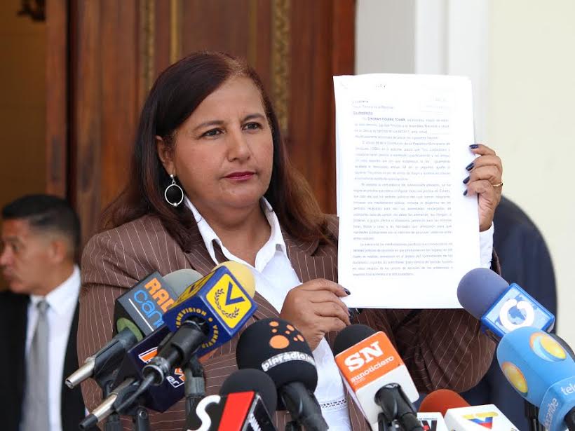 Dinorah Figuera: Fiscalía General  debe investigar  represión de cuerpos de seguridad del Estado en  manifestaciones pacíficas a favor del Revocatorio