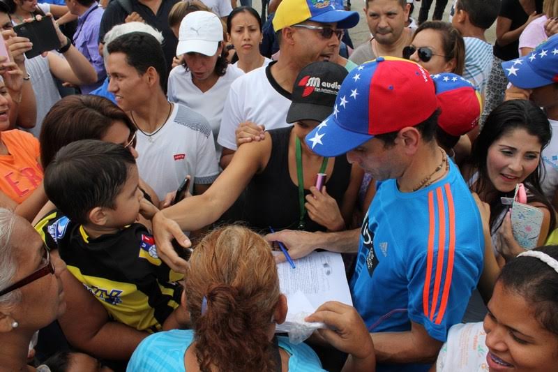 Capriles: Gobierno Nacional debe respetar solicitud del pueblo como es el Revocatorio