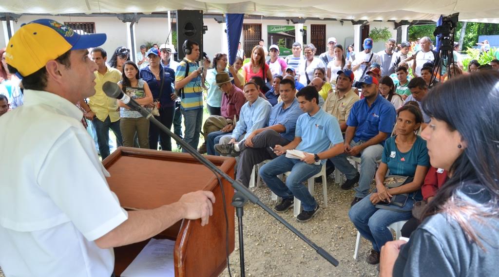 Capriles: Insistimos en el Referéndum Revocatorio porque la crisis no se aguanta más