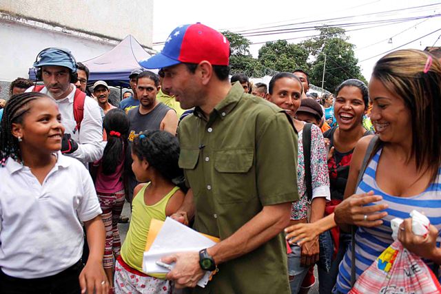 Capriles rechazó que obras del metro de Guarenas estén paralizadas