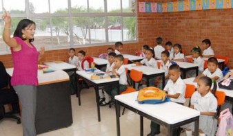 4,7 sueldos mínimos al mes cuesta tener un hijo en colegio privado