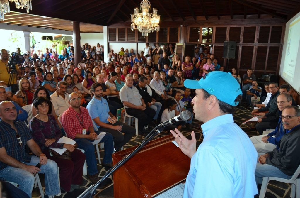 Capriles: Vamos a pedir los recursos para todos nuestros trabajadores