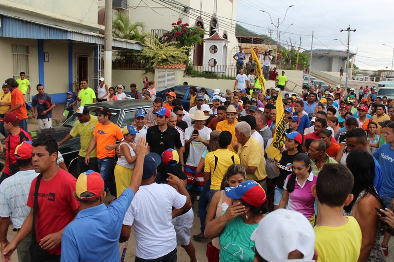 Capriles: Con Maduro no vamos a resolver la crisis por eso tenemos que revocarlo