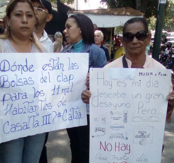 Mujeres exigen a Maduro que no las siga humillando con la falta de comida