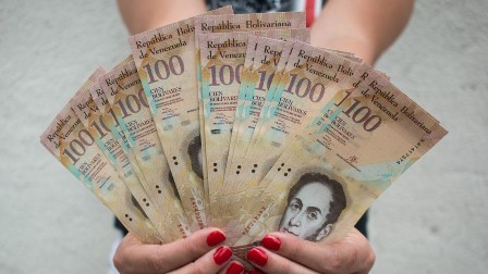 Expertos indican que inflación en Venezuela al cierre de 2016 estará por encima del 1.000 %