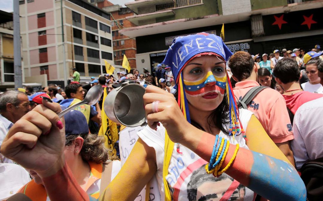 Venezolanos marcharon para exigir revocatorio y contra la cumbre del Mnoal