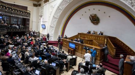 ​Tesorería no pagó quincena a diputados