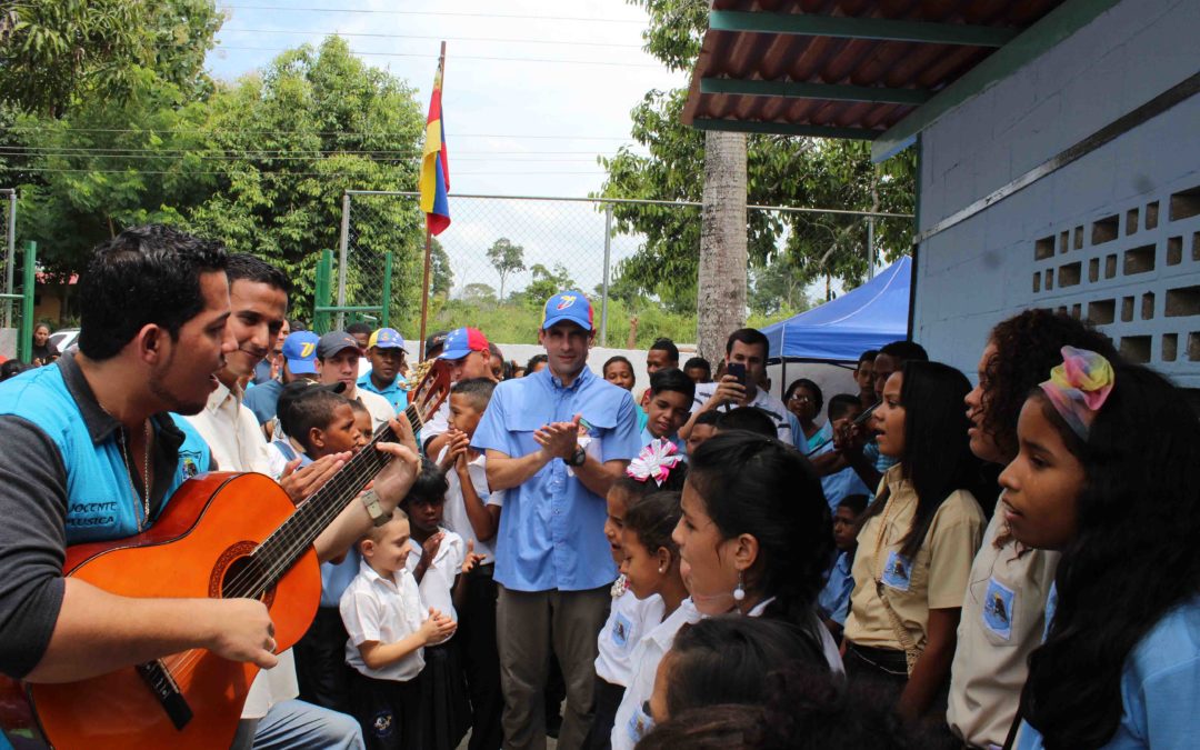 Escuela Yaguapa Centro estrenó aulas para 4º y 5º año de bachillerato