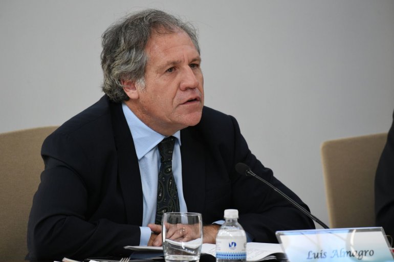 Almagro llama a actuar sin eufemismos ante suspensión del revocatorio en Venezuela