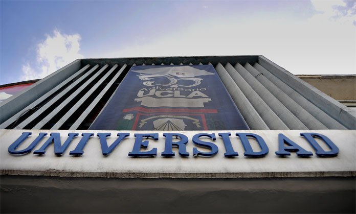 Asfixia presupuestaria deja a la universidad venezolana al borde del abismo