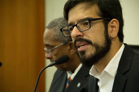 Diputado Pizarro afirmó que Venezuela “es una bomba de tiempo”