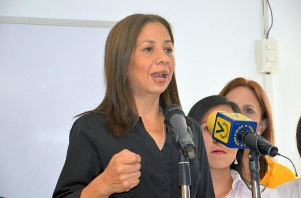 Betsy Bustos: Hay corresponsabilidad penal de El Aissami en hechos de violencia contra las mujeres