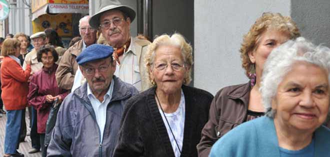 Pensionados han perdido 60% del poder adquisitivo