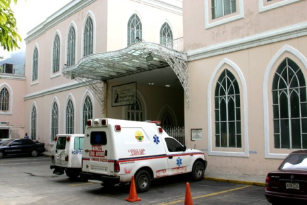 EFE: Hospitales venezolanos sufren por deterioro y escasez en medio de la crisis