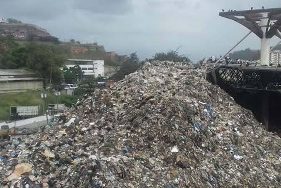 Denuncian “caos ambiental” en el Centro de Transferencia Las Mayas