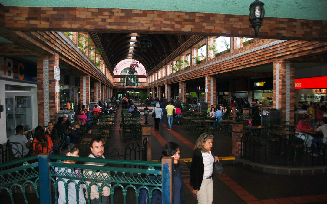 Almorzar en una feria cuesta un dineral