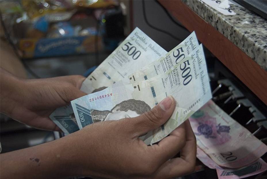 FMI advierte que Venezuela podría avanzar hacia la hiperinflación