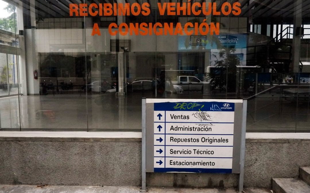 En una década la venta de carros cayó en 99%