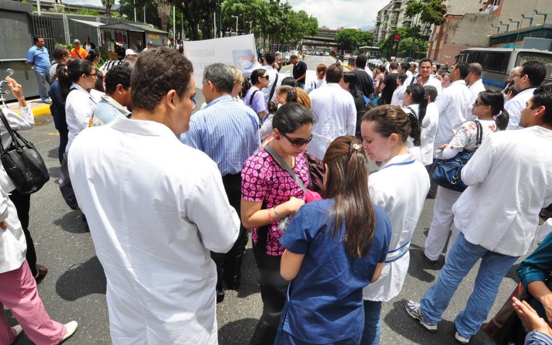 Trabajadores de salud marcharán este martes al Ministerio de Salud