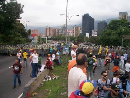 Venezuela estaría “a punto” de convertirse en un Estado autoritario