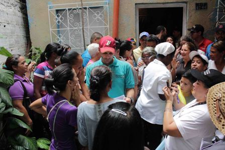 A Barrio Unión de Petare llegó “batida” contra el hambre mirandina