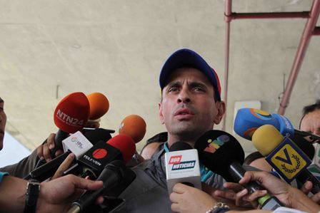 Capriles: Tratados internacionales deben obligar a que Maduro entre por el hilo constitucional