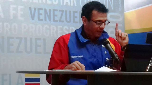 Contraloría quiere inhabilitar a Capriles