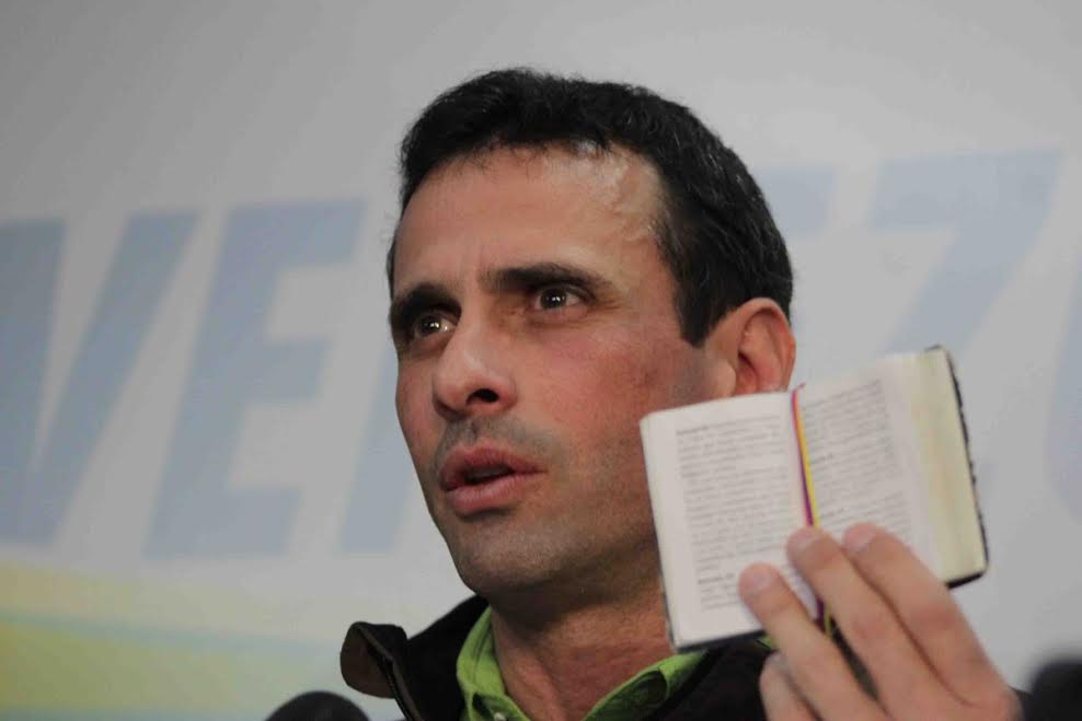 Capriles rechazó acciones violentas reportadas en varios estados del país