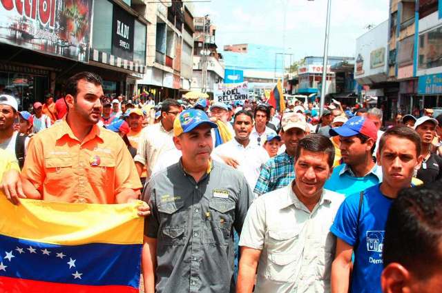 Diputado Mendoza al Defensor del Pueblo: Póngase del lado de la Constitución