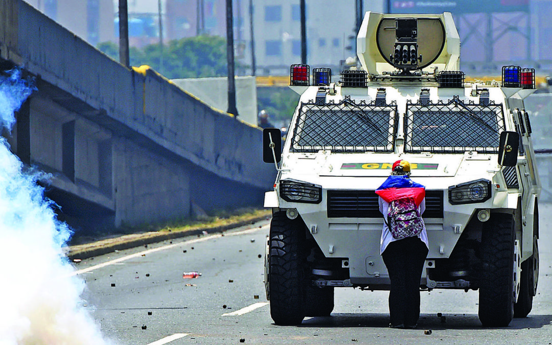 Medios colombianos dedicaron sus portadas a Venezuela