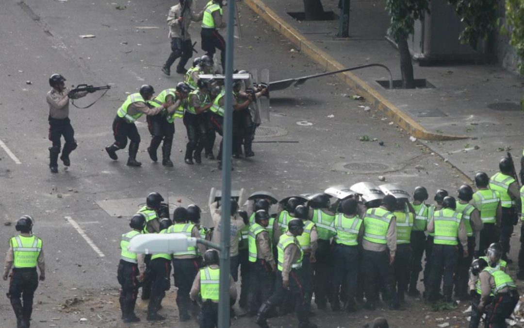 Jueces quieren mantener presos a manifestantes