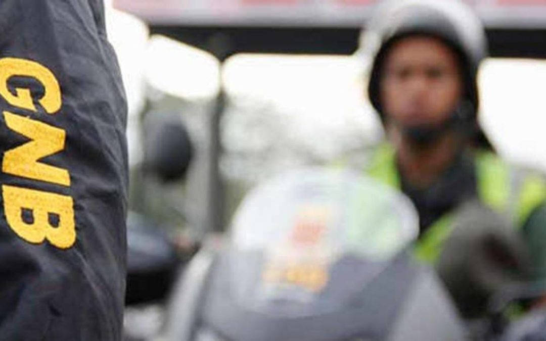 Cadetes gritan consignas de odio en las calles de Caracas