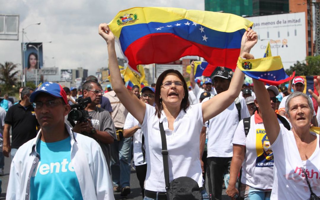 Mamás venezolanas, entre el miedo por sus hijos y las ganas de luchar