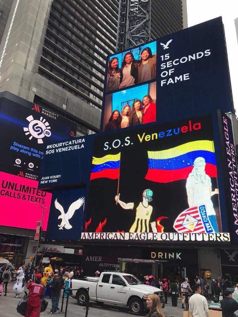 El Times Square de New York vuelve apoyar a Venezuela