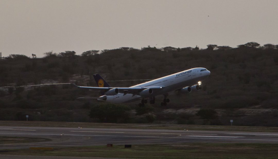 Aerolíneas extranjeras dan por perdido dinero bloqueado por Venezuela