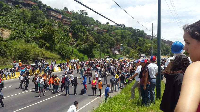 Movimiento Estudiantil realizó protesta informativa a nivel nacional