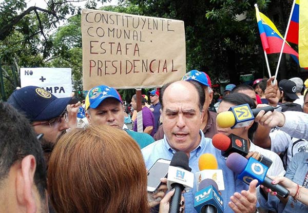 Julio Borges al Ejército: «Sean parte del futuro de una Venezuela libre»