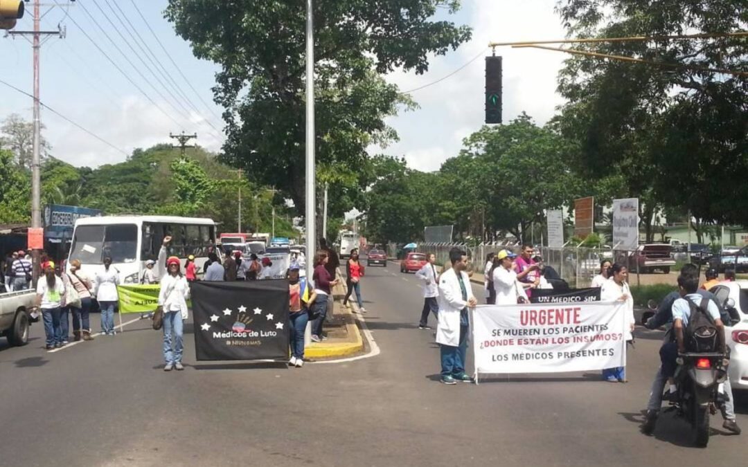 Médicos protestan por falta de medicinas en Monagas