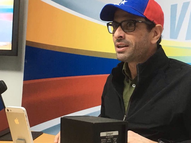 Capriles a la comunidad internacional: En Venezuela hay un autogolpe continuado