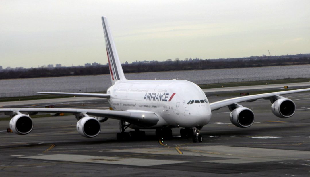 AirFrance suspende vuelos desde Caracas a París por tres días