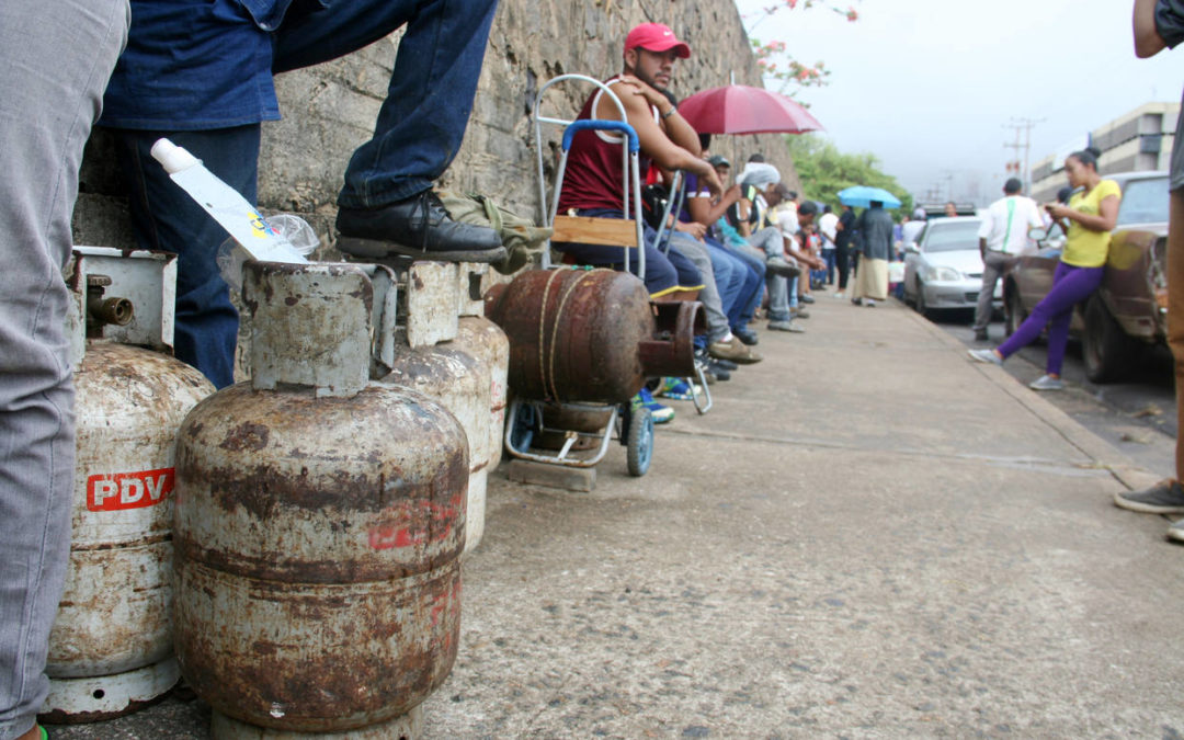Comunidades de Táchira trancaron las vías en protesta por falta de gas