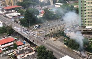 Fuerte represión enfrentan vecinos de El Paraíso