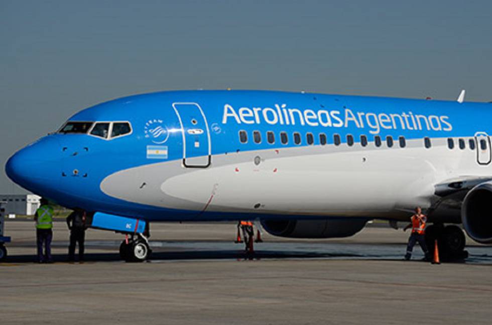 Aerolíneas Argentinas suspende venta de pasajes a Caracas