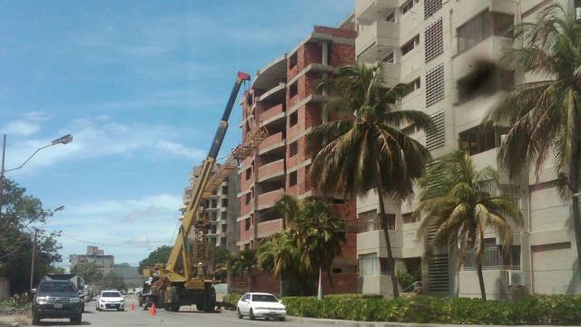 Paralizada industria de la construcción en más de 90%