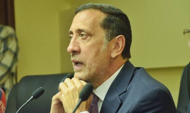 Diputado José Guerra advierte sobre crisis por escasez de efectivo