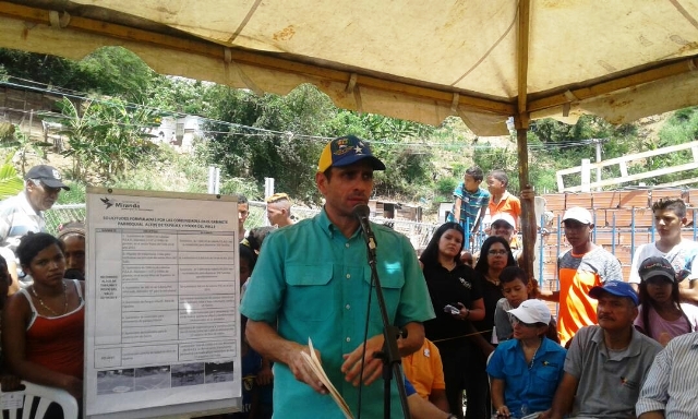 Capriles: Tenemos que cambiar para que tengamos todo lo que necesitamos