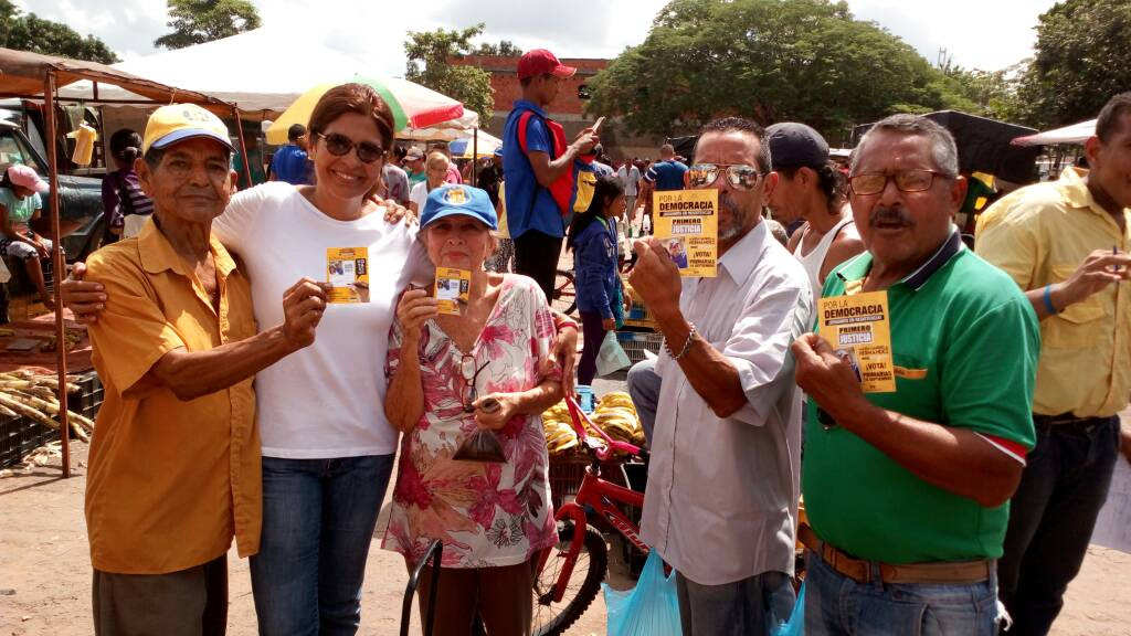 María Gabriela Hernández: “Con 30 mil bolívares que da el banco, el monaguense compra un pedazo de queso y medio cartón de huevo”