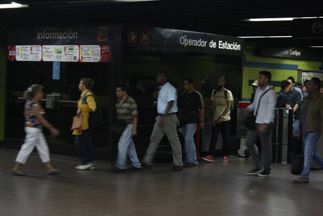 Metro de Caracas muestra su peor cara: deterioro y abandono
