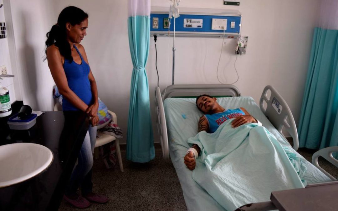 Venezolanos cruzan la frontera a Guyana para recibir atención médica